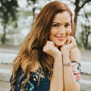 Meet your Posher, Lisette